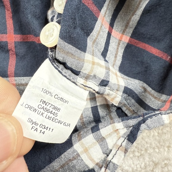 J Crew Perfect Shirt Women S Navy Plaid Button Up Cabincore Preppy Lumberjack - Picture 5 of 8